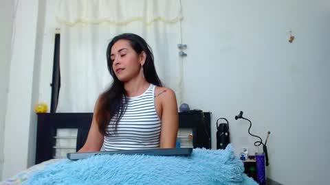 Snapshot of allyson_collins_ chatting on 01.07.25 Allyson collins online show from 01.07.25