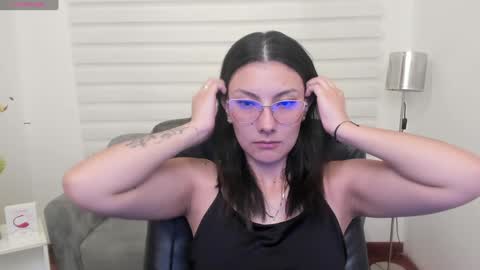 Snapshot of allysonmorgan_ chatting on 12.30.24 allyson online show from 12.30.24