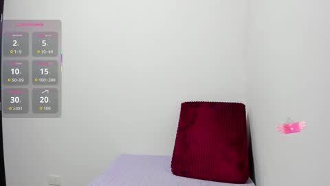 Snapshot of allysonn31 chatting on 12.16.25 allysonn online show from 12.16.25