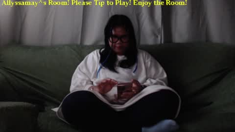 Allyssamay online show from 01.16.25