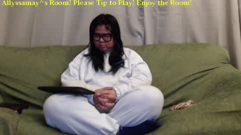 Allyssamay online show from 01.19.25