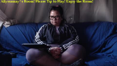 Allyssamay online show from 02.03.25