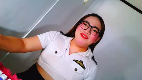 Almira online show from 11.21.25