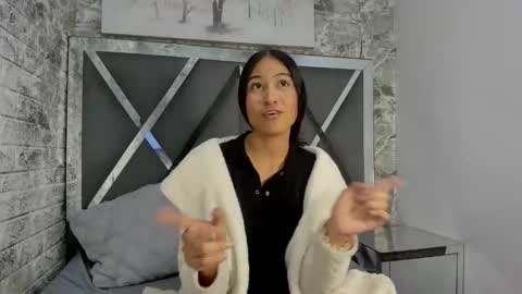 Snapshot of alondrahyh chatting on 03.31.26 Alondra online show from 03.31.26