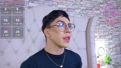 Hazel Bowie online show from 04.18.26