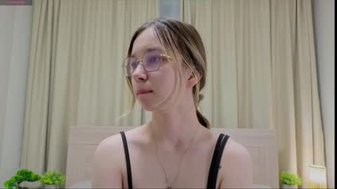 Snapshot of aloreanna chatting on 02.26.26 Alorenna online show from 02.26.26