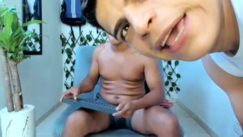 Snapshot of alpha_pprs chatting on 12.02.24 Alpha pprs online show from 12.02.24