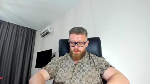 Alphaalexxx Lets reach Me 100 thumbs up online show from 05.29.26