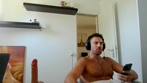 Snapshot of alphah_hunk chatting on 05.22.26 alphah_hunk online show from 05.22.26