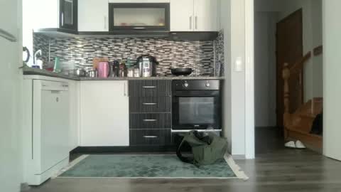 Snapshot of alphandre chatting on 02.01.25 AlphAndre online show from 02.01.25