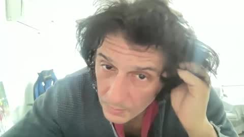 Snapshot of alphandre chatting on 02.03.25 AlphAndre online show from 02.03.25