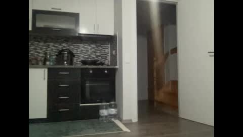 Snapshot of alphandre chatting on 02.07.25 AlphAndre online show from 02.07.25