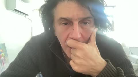 Snapshot of alphandre chatting on 02.11.25 AlphAndre online show from 02.11.25