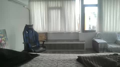 Snapshot of alphandre chatting on 03.01.25 AlphAndre online show from 03.01.25