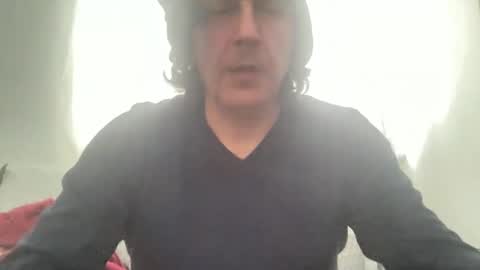 Snapshot of alphandre chatting on 03.03.25 AlphAndre online show from 03.03.25