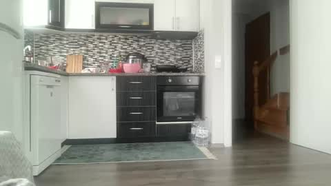 Snapshot of alphandre chatting on 03.06.25 AlphAndre online show from 03.06.25