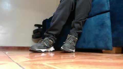 Snapshot of alphaswitchard chatting on 02.15.26 ur god online show from 02.15.26