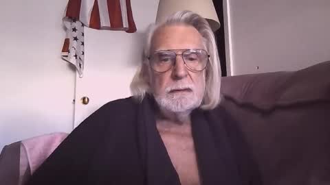 AlphaUniform online show from 02.04.26