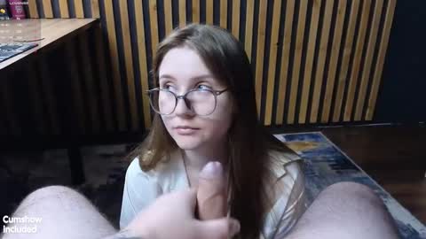 Snapshot of alpugh chatting on 09.09.25 Woland Alice Pugh online show from 09.09.25