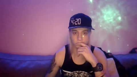 Snapshot of altboy010 chatting on 12.29.24 altboy010 online show from 12.29.24