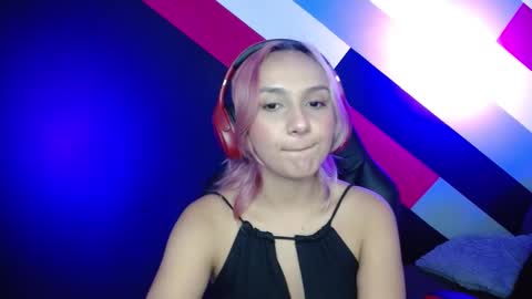 Snapshot of alterego1__ chatting on 12.17.24 Alter  online show from 12.17.24