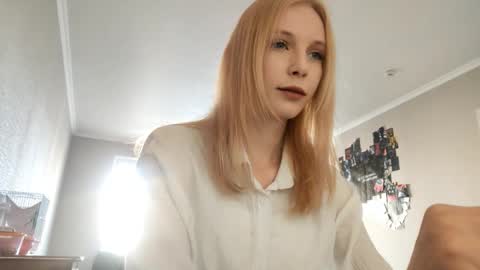 Snapshot of altheadoyel chatting on 09.13.25 May online show from 09.13.25