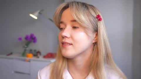 Amelia NEXT STREAM  online show from 04.18.26