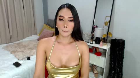 Snapshot of aluxariadnax chatting on 09.14.25 Ariadna online show from 09.14.25