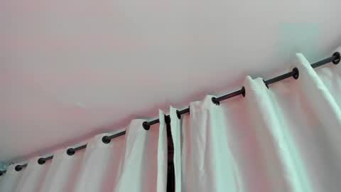 Snapshot of alys_baker chatting on 01.22.25 Alys online show from 01.22.25