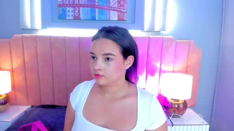 Snapshot of alys_baker chatting on 10.22.25 Alys online show from 10.22.25