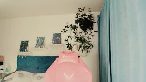 Snapshot of alysanight chatting on 12.06.24 Alysa online show from 12.06.24