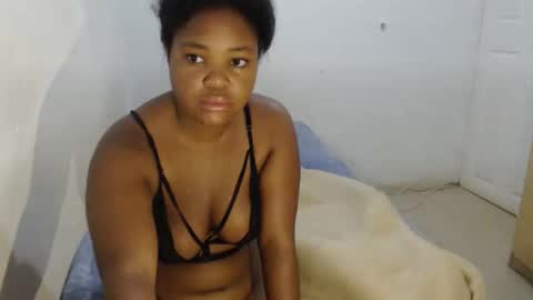 Snapshot of alyssabrownx chatting on 03.04.26 alyssabrownx online show from 03.04.26