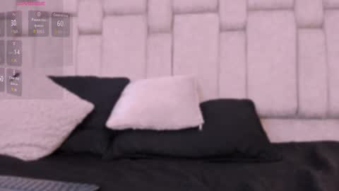 Alys online show from 12.17.25