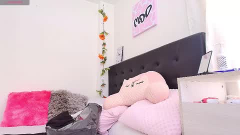 Isabella online show from 11.11.25