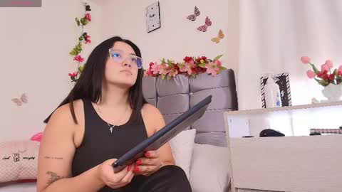 Isabella online show from 04.20.26