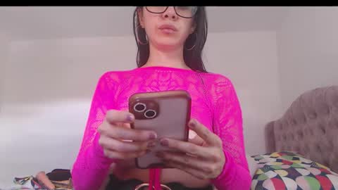 valentia online show from 10.05.25