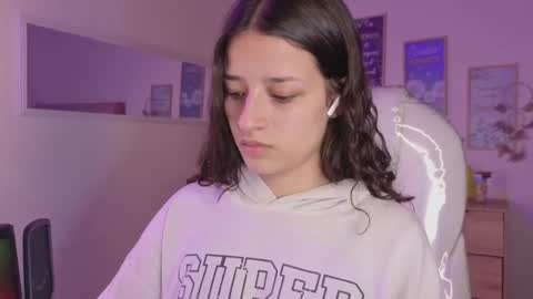 B I A N C A online show from 10.17.25