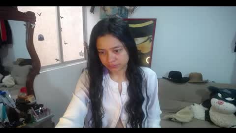 Snapshot of amaia_t chatting on 06.09.26 Amaia online show from 06.09.26