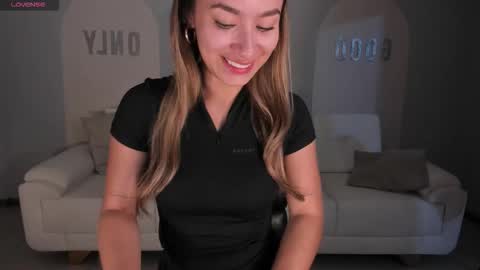 Amaia Haywood online show from 10.31.25