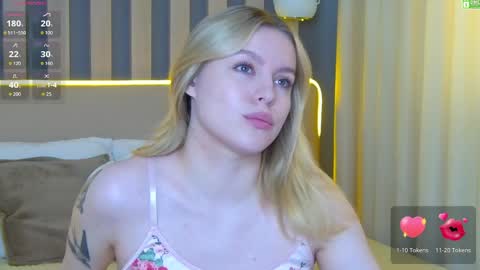 Snapshot of amaliabell chatting on 06.10.26 Amalia online show from 06.10.26