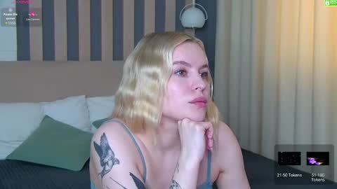 Snapshot of amaliabell chatting on 07.17.26 Amalia online show from 07.17.26