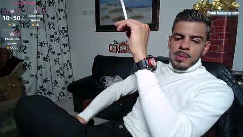 Snapshot of amand_sex chatting on 12.29.24 amand_sex online show from 12.29.24