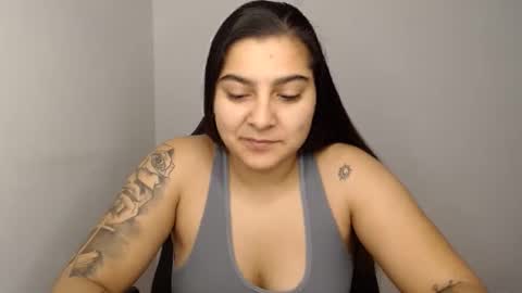 The queen of the biceps  online show from 01.04.25