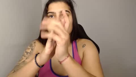 The queen of the biceps  online show from 01.10.25