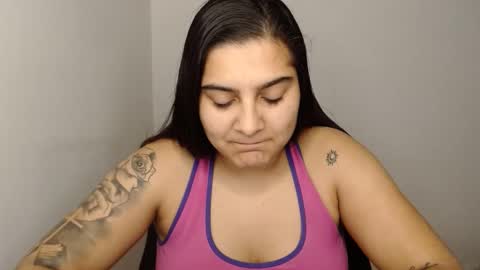 The queen of the biceps  online show from 01.27.25