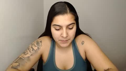 The queen of the biceps  online show from 02.01.25