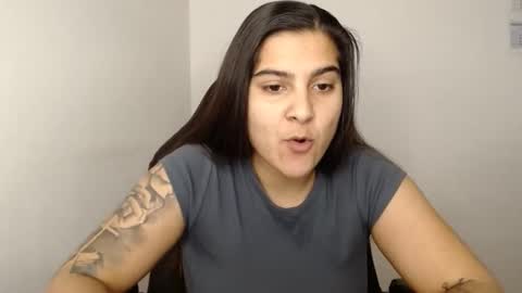 The queen of the biceps  online show from 02.04.25