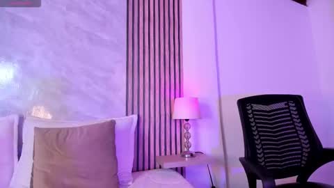 Luisa online show from 02.22.26