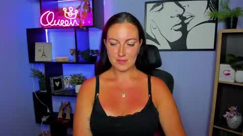 Snapshot of amanda_burn chatting on 06.30.26 Amanda online show from 06.30.26