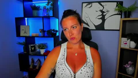 Snapshot of amanda_burn chatting on 07.28.26 Amanda online show from 07.28.26